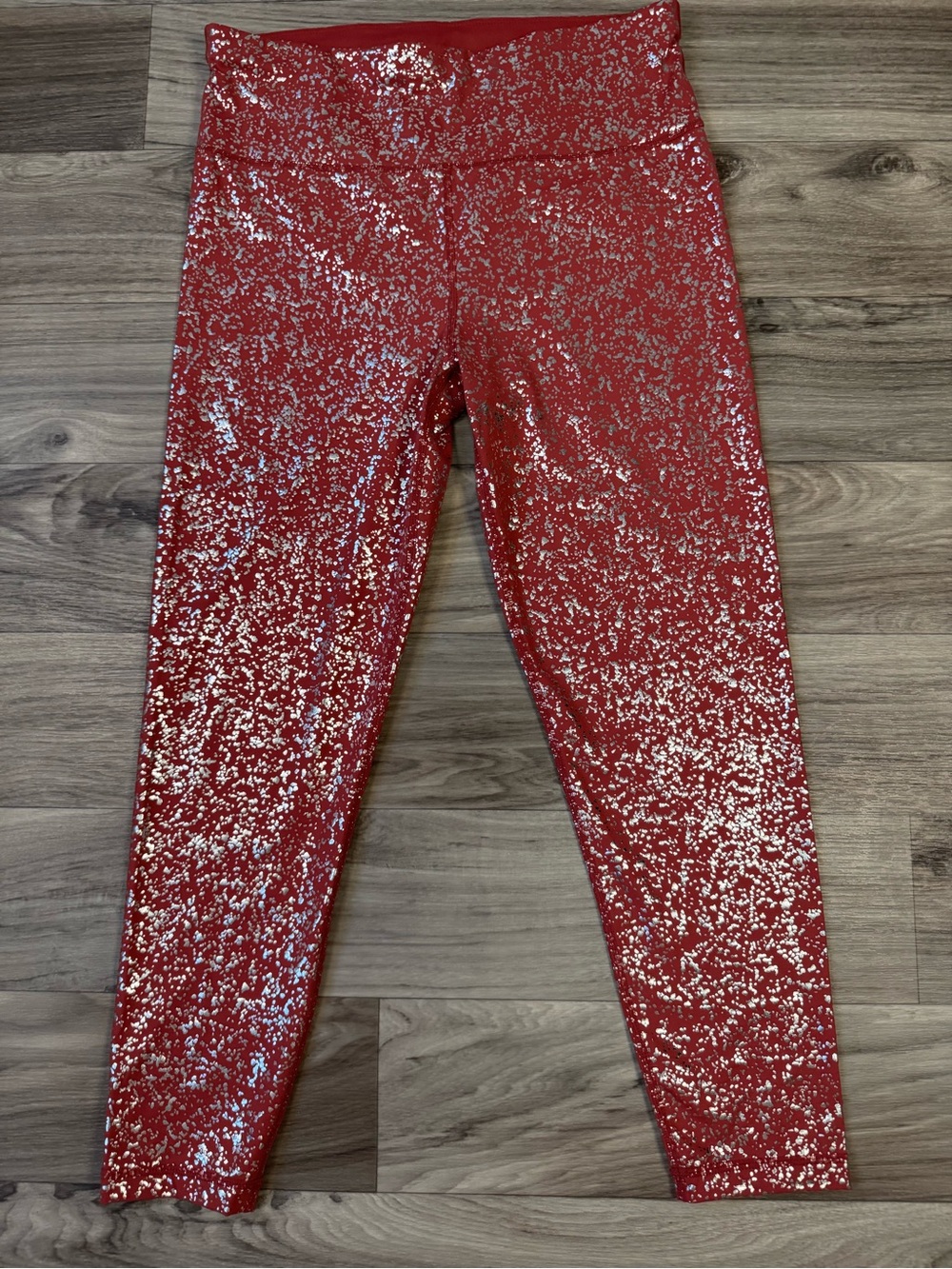 NWT Sweaty Betty Goddess 7/8 Legging in Red Terrazzo Foil Print Size Large